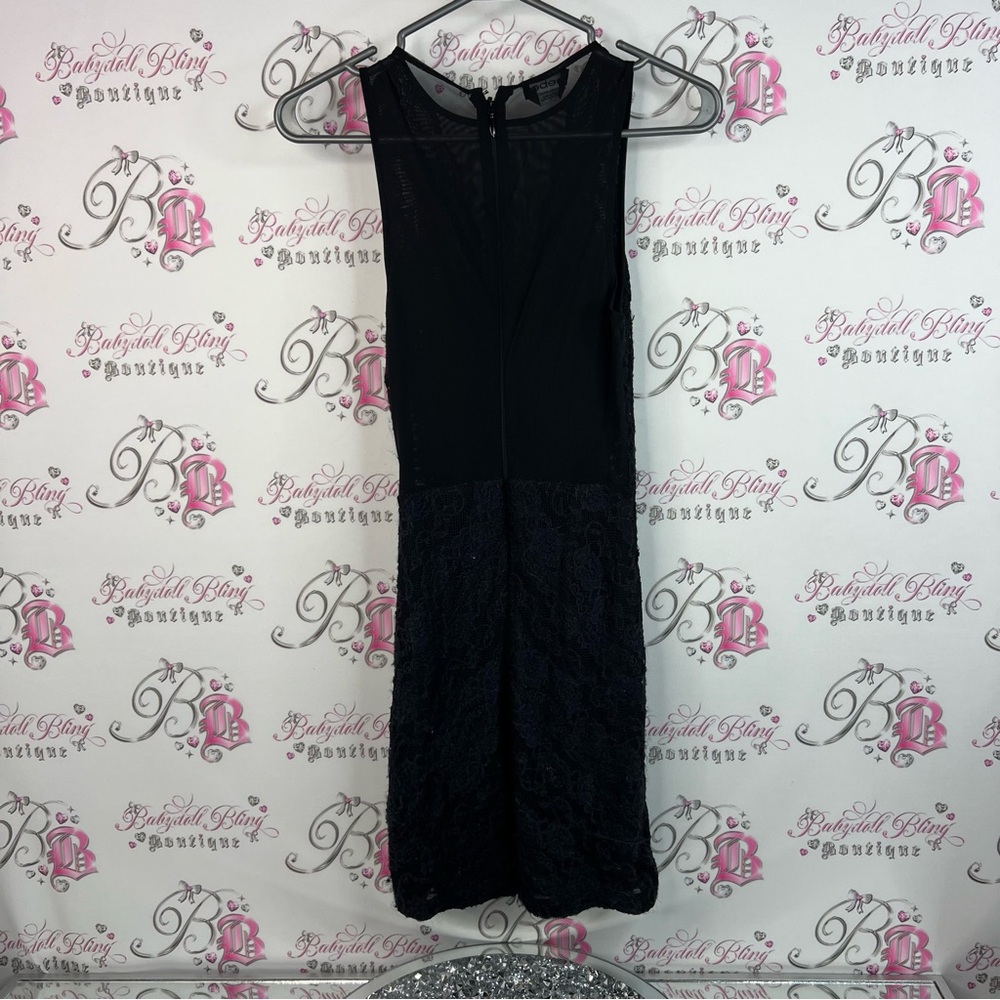 bebe dress lace Lacie floral mesh neckline Elegant Black Lace Midi Dress - Picture 2 of 14